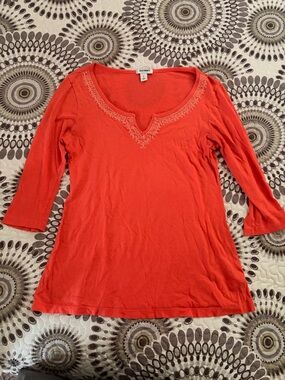 Old Navy Coral Scoop Neck 3/4 Sleeve Embroidered Top